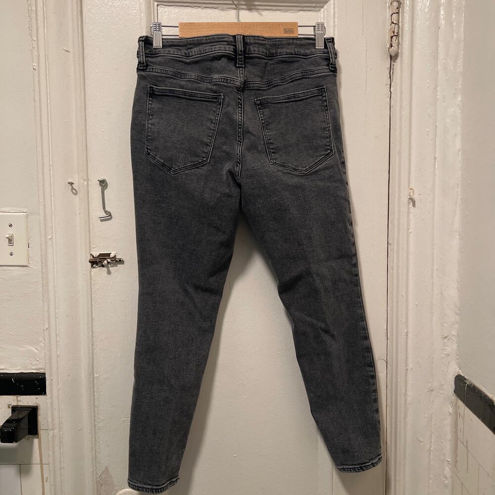 Gap Factory Mid Rise Universal Legging Jeans with Washwell Size 12/31Short - Picture 8 of 10